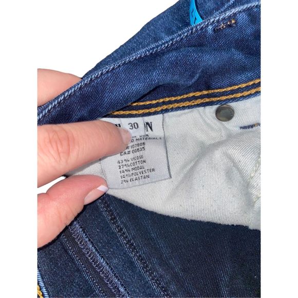 Gently Used Hudson Collin Mid-Rise Skinny Jean 30 - Picture 6 of 13